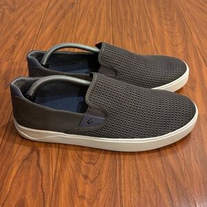 OluKai Lai Ahi Slip-On Sneakers Mens 10.5 Gray with White Soles